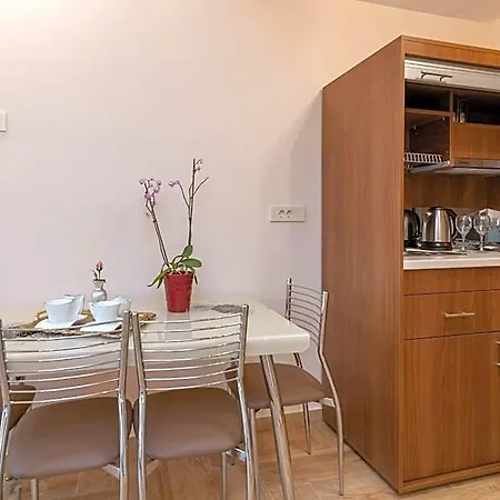 Holidays Hotel 3*