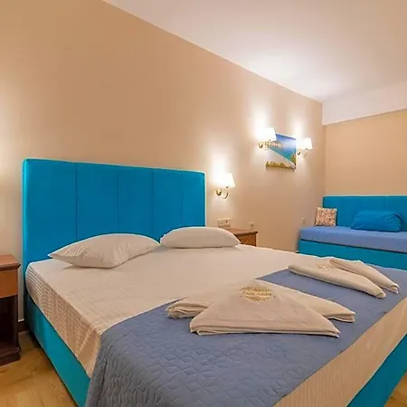 Holidays Hotel