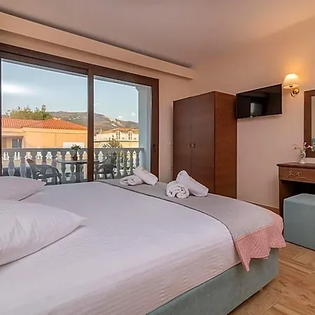 Holidays Hotel 3*